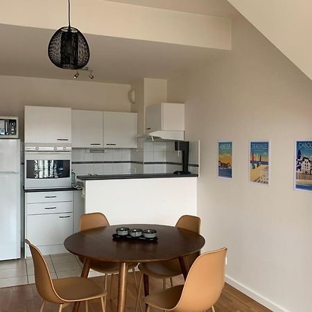 Nice 41 M With Balcony Near The Beach Deauville Eksteriør bilde
