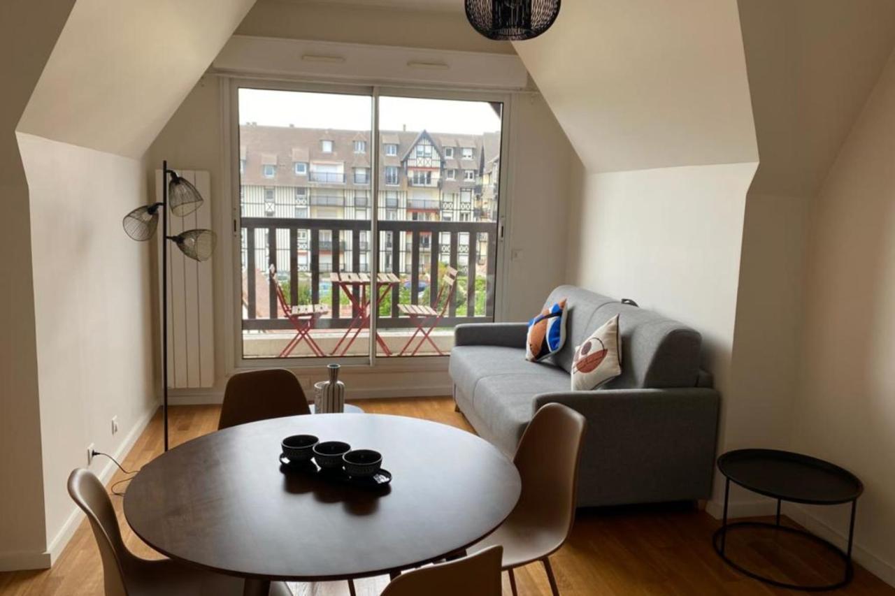 Nice 41 M With Balcony Near The Beach Deauville Eksteriør bilde